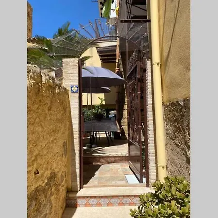 L'elegante Dependance Del Barone Francesco Sala Agrigento