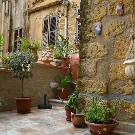 L’elegante Dépendance Del Barone Francesco Sala Appartement *