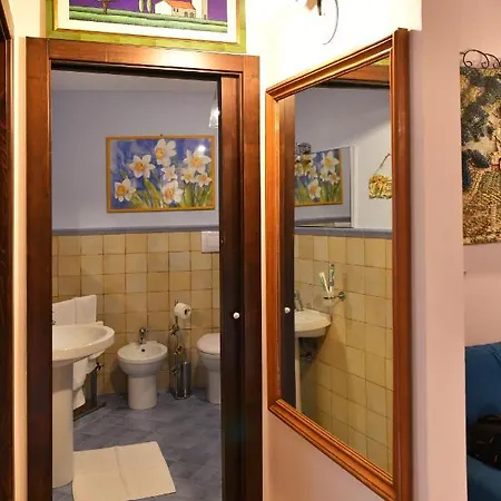 Appartement L’elegante Dépendance Del Barone Francesco Sala