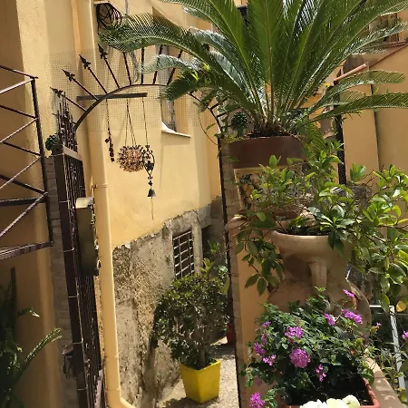 L'elegante Dependance Del Barone Francesco Sala Apartment