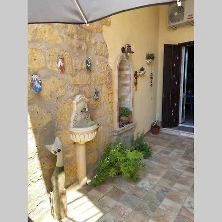 L'elegante Dependance Del Barone Francesco Sala Apartment