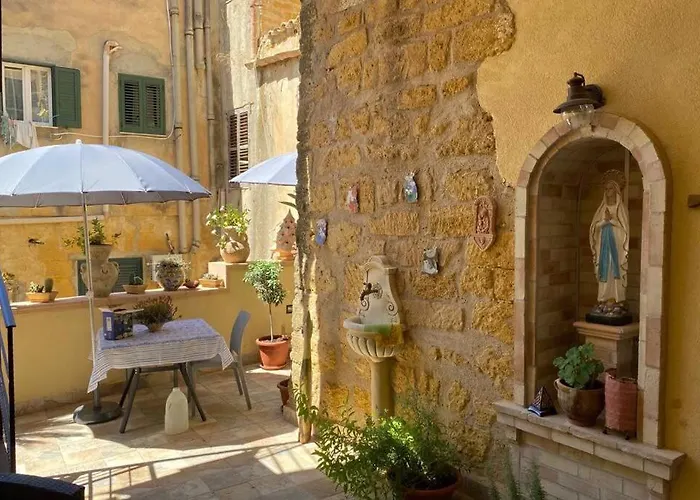 L'elegante Dependance Del Barone Francesco Sala