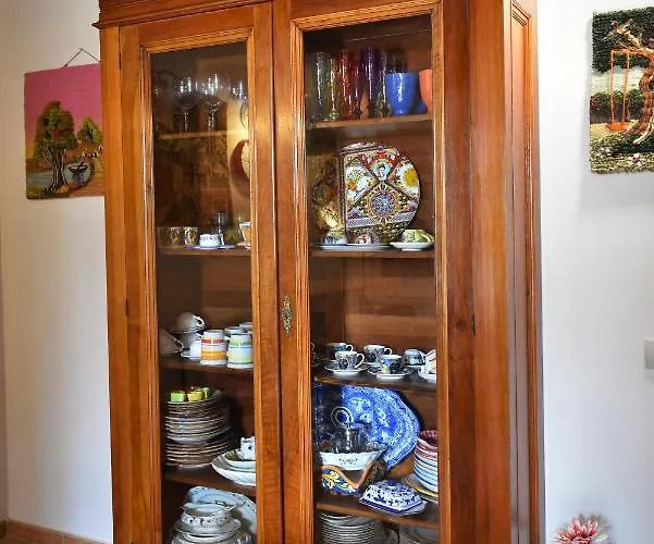 L'elegante Dependance Del Barone Francesco Sala *