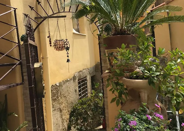 L'elegante Dependance Del Barone Francesco Sala Apartment