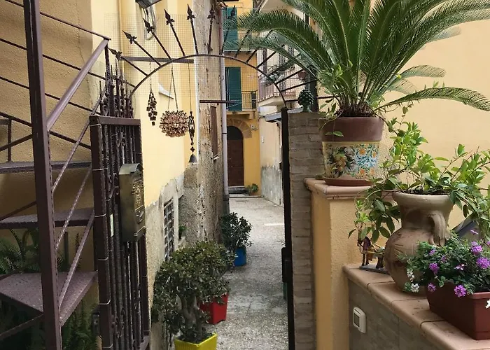 L'elegante Dependance Del Barone Francesco Sala Apartment *